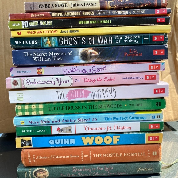 15 Book Bundle YA, Slavery, WWII, Fiction Series of Unfortunate Events Nonfic